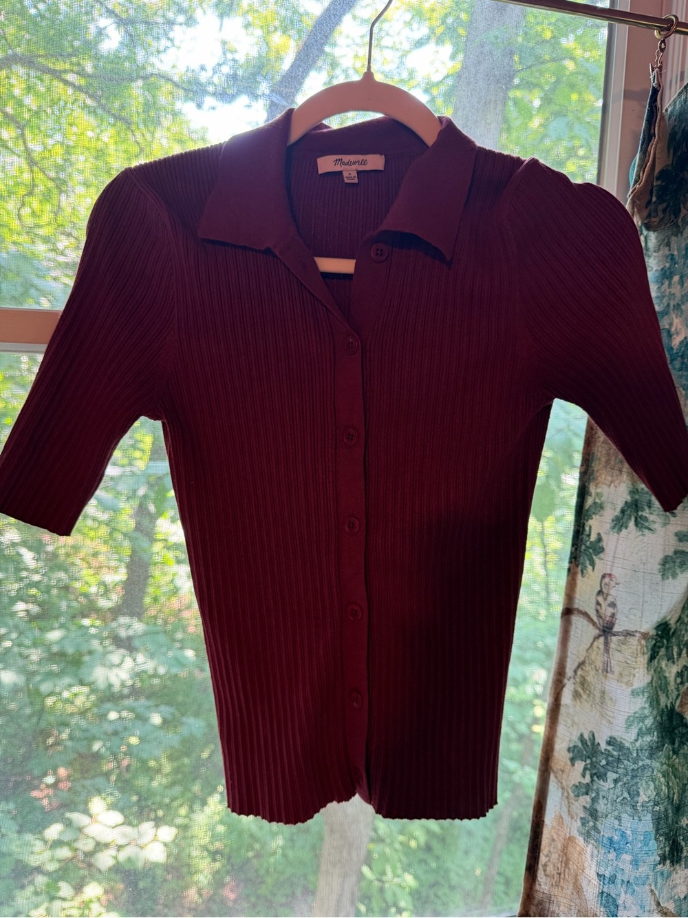 Madewell Ribbed Button-Front Polo Top in Burgundy size S - Picture 2 of 5